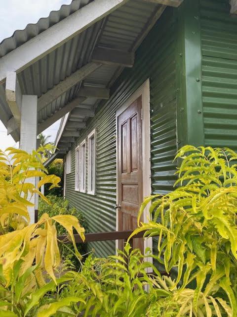 Camp Taveuni Hostel Матей Екстериор снимка