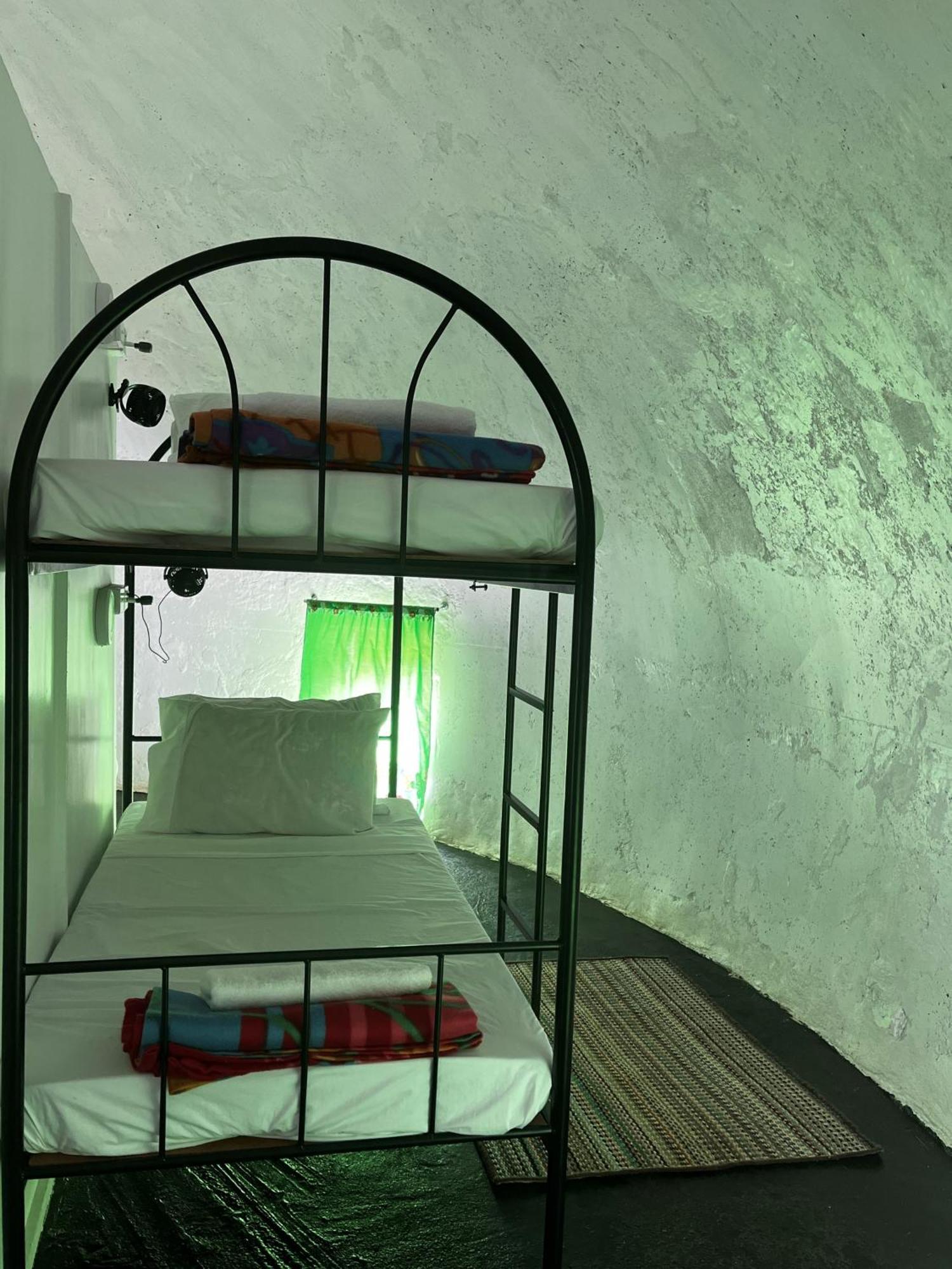 Camp Taveuni Hostel Матей Екстериор снимка